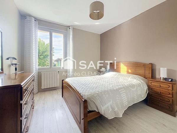 Maison de plain-pied – Prignac-et-Marcamps – commodités à pied – Terrain de 1 172 m²