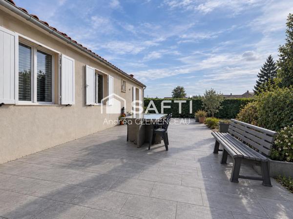 Maison de plain-pied – Prignac-et-Marcamps – commodités à pied – Terrain de 1 172 m²