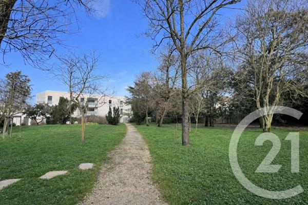 Appartement à vendre  2 pièces - 47,38 m2 LA ROCHELLE - 17