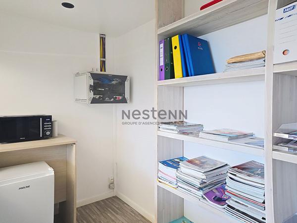 À LOUER - LOCAL PROFESSIONNEL 106 m² Moudong Sud - BAIE-MAHAULT