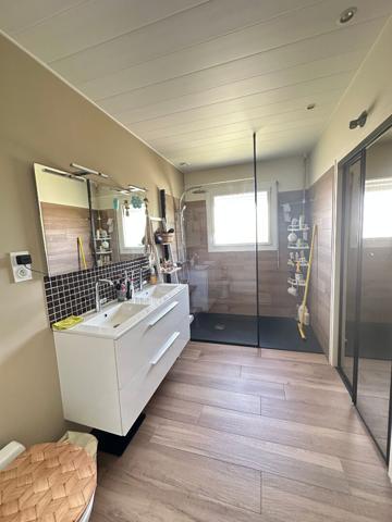 Maison 5 chambres à vendre proche du centre ville d'Aizenay
