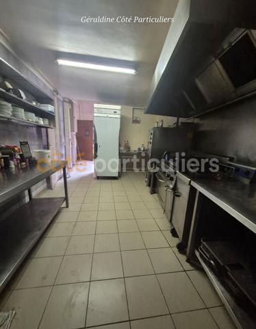 Vente
                Immeuble de rapport494 m² - 15 Pièces -
                    REVIGNY SUR ORNAIN (55800)