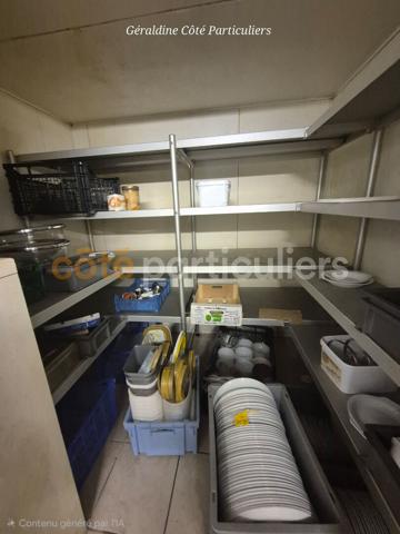Vente
                Immeuble de rapport494 m² - 15 Pièces -
                    REVIGNY SUR ORNAIN (55800)