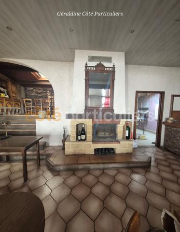 Vente
                Immeuble de rapport494 m² - 15 Pièces -
                    REVIGNY SUR ORNAIN (55800)