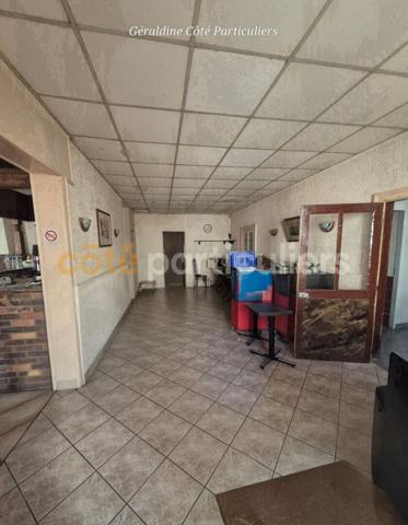 Vente
                Immeuble de rapport494 m² - 15 Pièces -
                    REVIGNY SUR ORNAIN (55800)