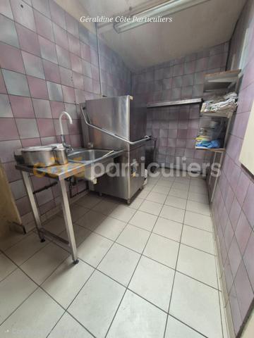 Vente
                Immeuble de rapport494 m² - 15 Pièces -
                    REVIGNY SUR ORNAIN (55800)