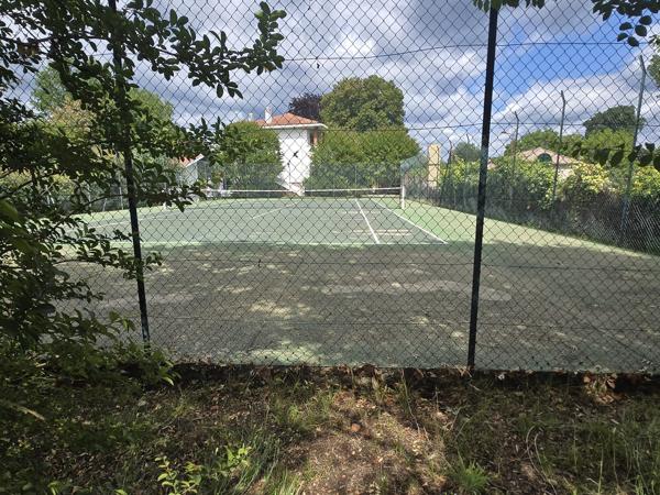 LABOUHEYRE  - Maison familiale avec tennis et piscine - LES LANDES (40) - NOUVELLE AQUITAINE