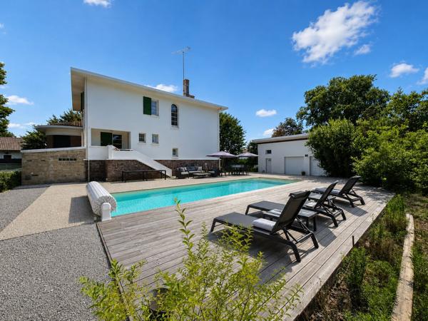LABOUHEYRE  - Maison familiale avec tennis et piscine - LES LANDES (40) - NOUVELLE AQUITAINE