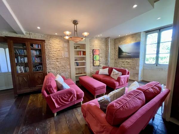 Medieval Tower House with Caves - Original Well - 4 bedroom