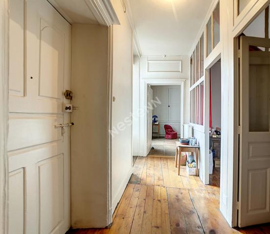 Au coeur d'Aurillac, à Vendre Appartement de type 5 d'une surface de 110 m².