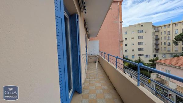 Appartement à louer 2 pièces 38.47m² Menton (06500)