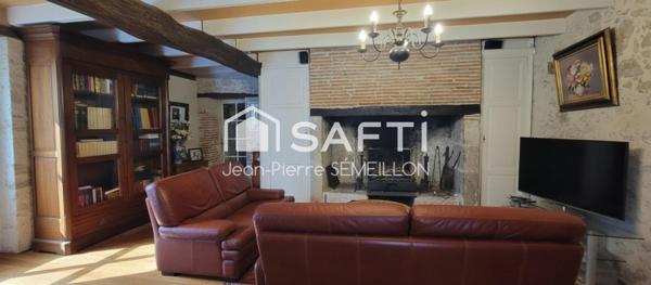 Maison 8 pièces 219 m², piscine, box chevaux