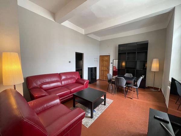 A LOUER - AIX EN PROVENCE - MAGNIFIQUE T2 MEUBLE - VUE SAINTE VICTOIRE - RARE A LA LOCATION