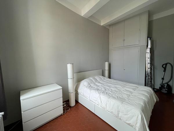 A LOUER - AIX EN PROVENCE - MAGNIFIQUE T2 MEUBLE - VUE SAINTE VICTOIRE - RARE A LA LOCATION