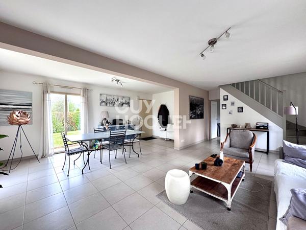 MAISON RECENTE AVEC TERRAIN - PONT L'EVEQUE