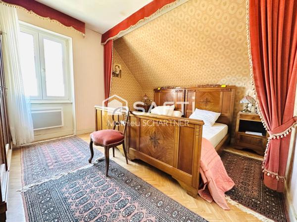 Maison - 6 pièces - 140m²