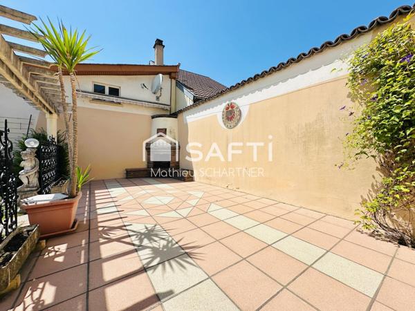 Maison - 6 pièces - 140m²