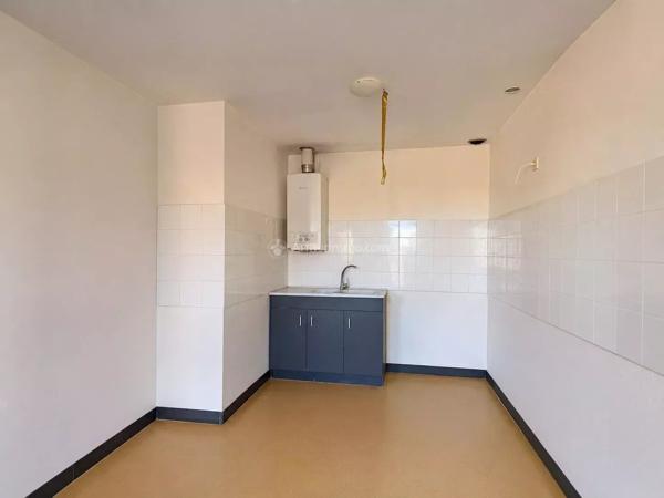 Location                                                      Appartement
                        
                     3 pièces                      75 m2                     à Gaillac