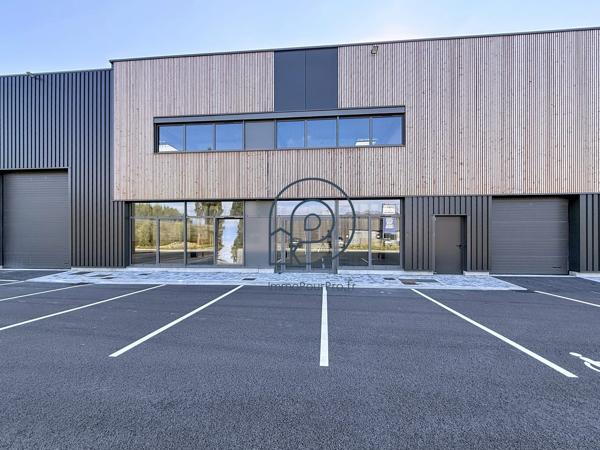 A25 La Chapelle-d’Armentières – Cellules d’activité modernes avec bureaux