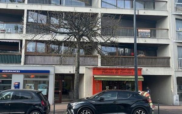 Appartement à louer    1 pièce • 29,39 m2 Chelles