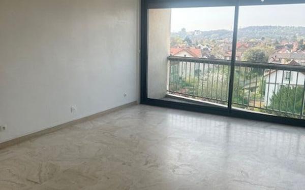 Appartement à louer    1 pièce • 29,39 m2 Chelles
