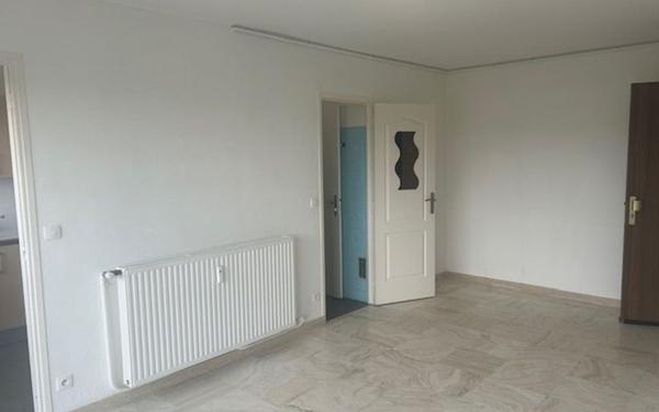 Appartement à louer    1 pièce • 29,39 m2 Chelles