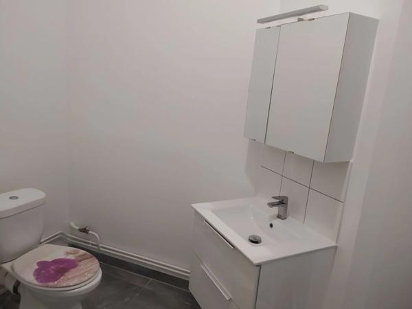 Dpt Moselle (57), à louer BOUZONVILLE appartement T2 sous combles