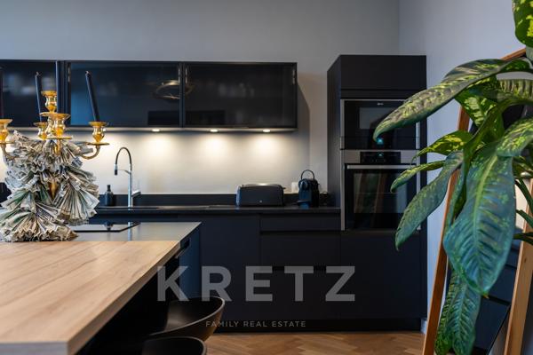 Appartement d'exception de 158 m2, 2 chambres au coeur d'un château du 18ème