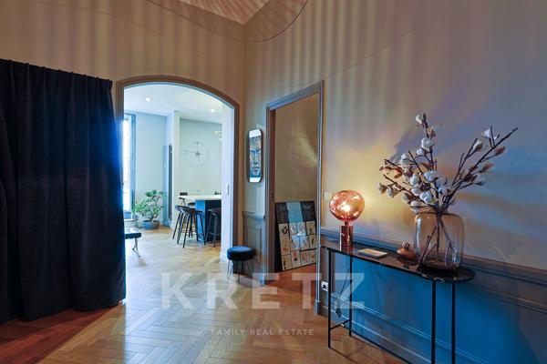 Appartement d'exception de 158 m2, 2 chambres au coeur d'un château du 18ème