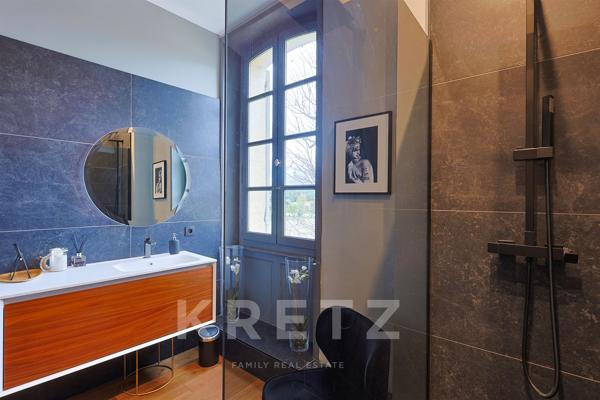 Appartement d'exception de 158 m2, 2 chambres au coeur d'un château du 18ème