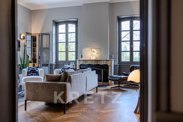 Appartement d'exception de 158 m2, 2 chambres au coeur d'un château du 18ème