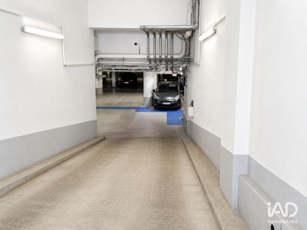 Location parking 5 m² Paris 9