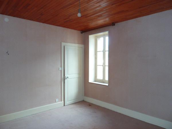 Châtillon-en-Bazois (58110) En vente à Châtillon-En-Bazois (58) : grande maison de village