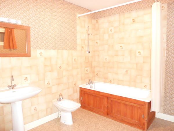 Châtillon-en-Bazois (58110) En vente à Châtillon-En-Bazois (58) : grande maison de village