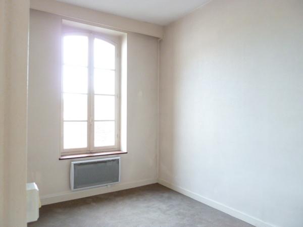 Châtillon-en-Bazois (58110) En vente à Châtillon-En-Bazois (58) : grande maison de village