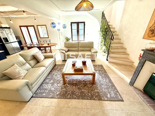 Jolie villa de 200m2 sur 1 hectare de terrain avec piscine