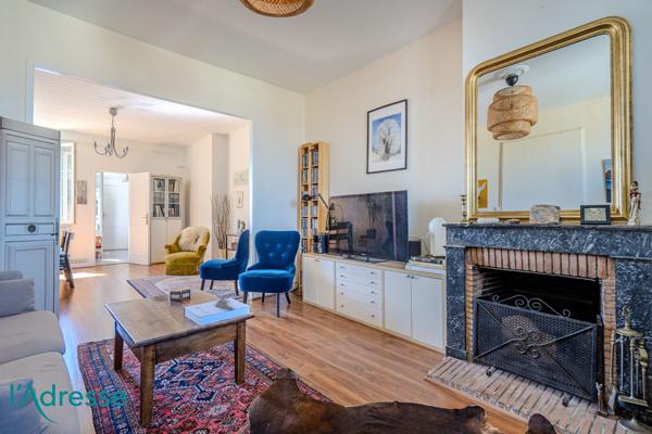 BORDEAUX CHARTRONS- Appartement lumineux 4 pièce(s) 85.14 m2
