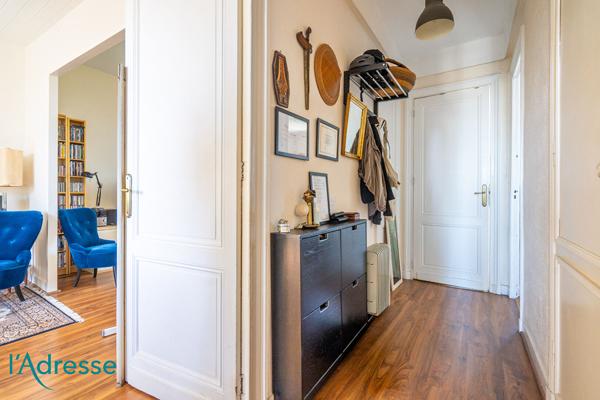 BORDEAUX CHARTRONS- Appartement lumineux 4 pièce(s) 85.14 m2