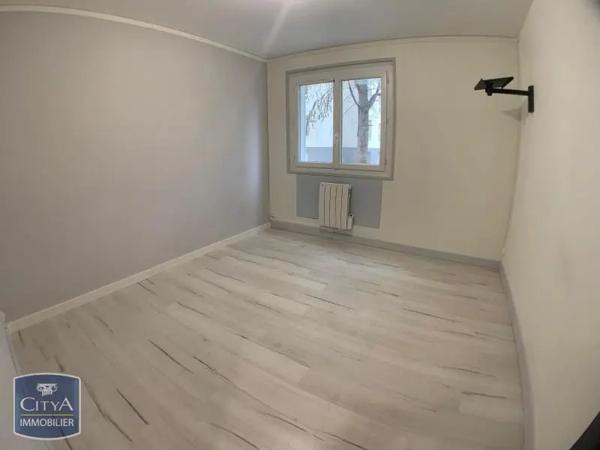 Appartement à louer 2 pièces 45.87m² Déols (36130)