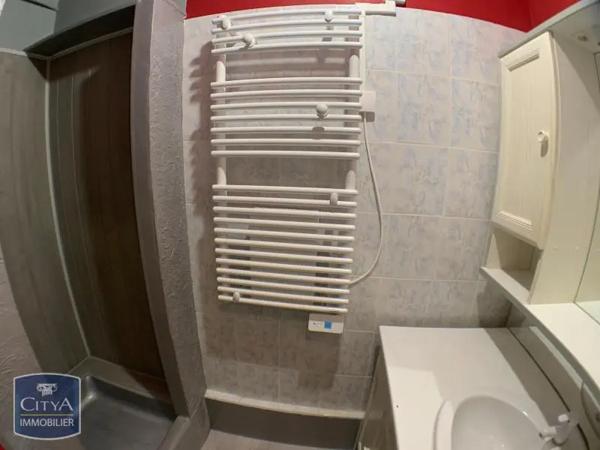 Appartement à louer 2 pièces 45.87m² Déols (36130)