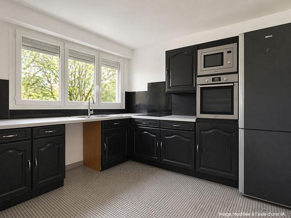 Appartement Aubergenville 3 pièce(s) 63 m2 - 2 CHAMBRES - CAVE - BALCON