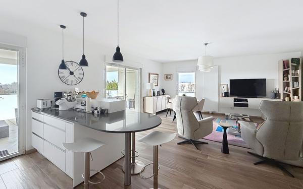 Appartement à vendre    3 pièces • 83,40 m2 La Rochelle