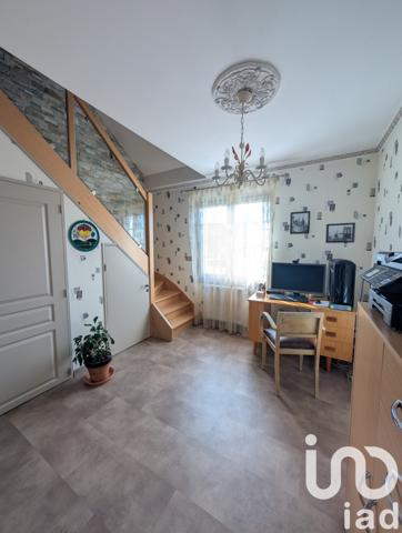 Maison à vendre 5 pièces 147 m² Saint-Jean-de-la-Ruelle