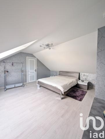 Maison à vendre 5 pièces 147 m² Saint-Jean-de-la-Ruelle