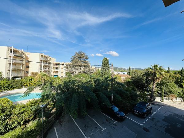 VENTE APPARTEMENT 3 PIECES 47 M2 A SAINTE-MAXIME ( 83120 )