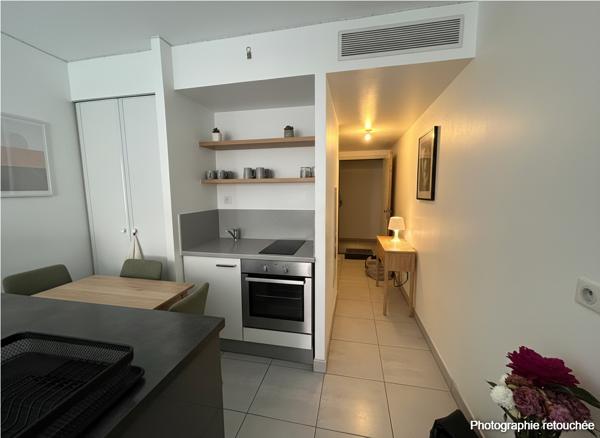 Studio loué  aux Allées Provençales Balcon Ascenseur