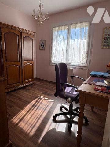 Secteur résidentiel d'Etaples.

Venez découvrir cette jolie maison sur sous-sol. Une vie de p...