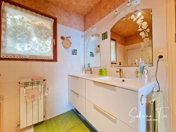 LAGORD- MAISON AVEC TERRAIN DE PLUS DE 900 m²