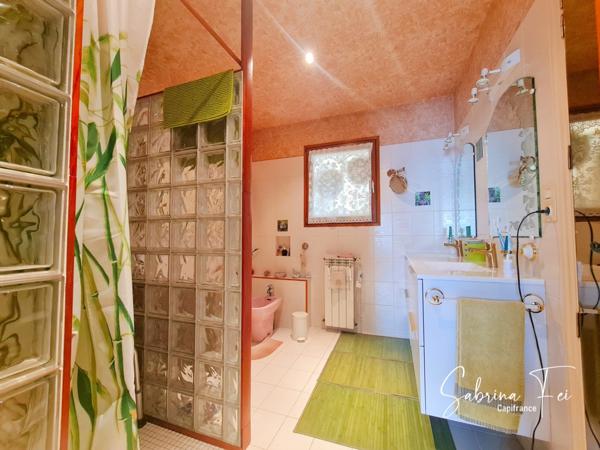 LAGORD- MAISON AVEC TERRAIN DE PLUS DE 900 m²