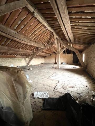 Maisons et terrain à vendre à MIRAMBEAU (17)